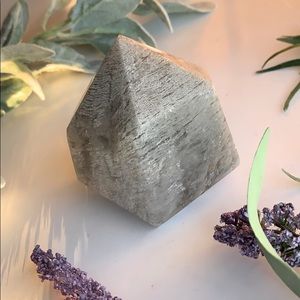 RARE- Thousand Layer Garden Quartz Tower Crystal